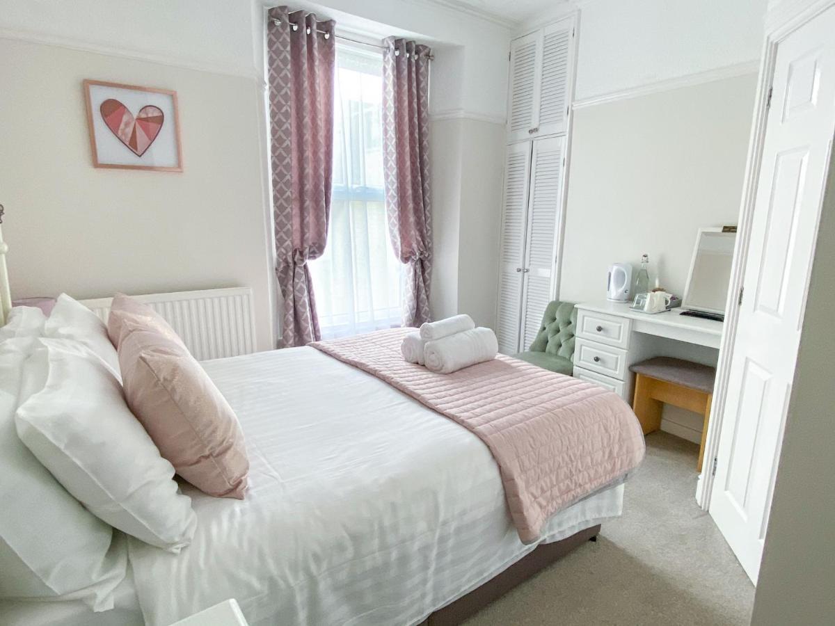 No 6 Quality Guesthouse 兰迪德诺 外观 照片
