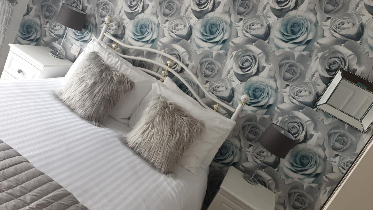 No 6 Quality Guesthouse 兰迪德诺 外观 照片