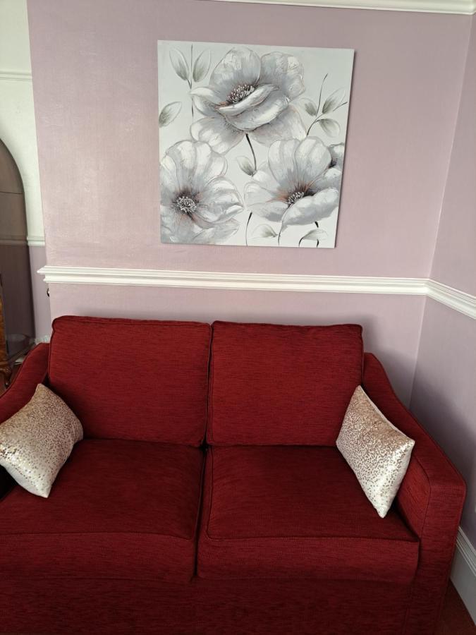 No 6 Quality Guesthouse 兰迪德诺 外观 照片